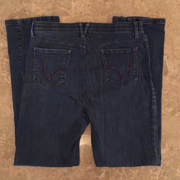 Gloria Vanderbilt Jeans - Picture 3 of 3
